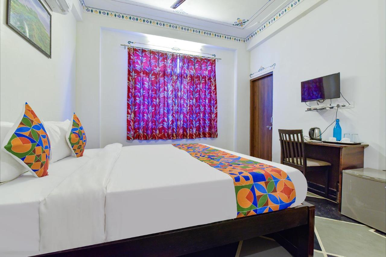Fabexpress Achrol Palace Udaipur Exterior photo