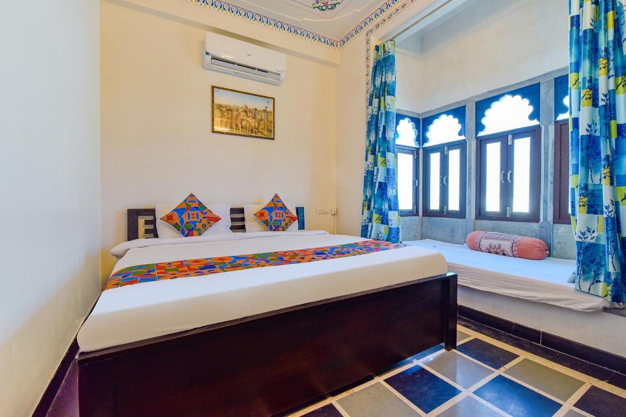 Fabexpress Achrol Palace Udaipur Exterior photo